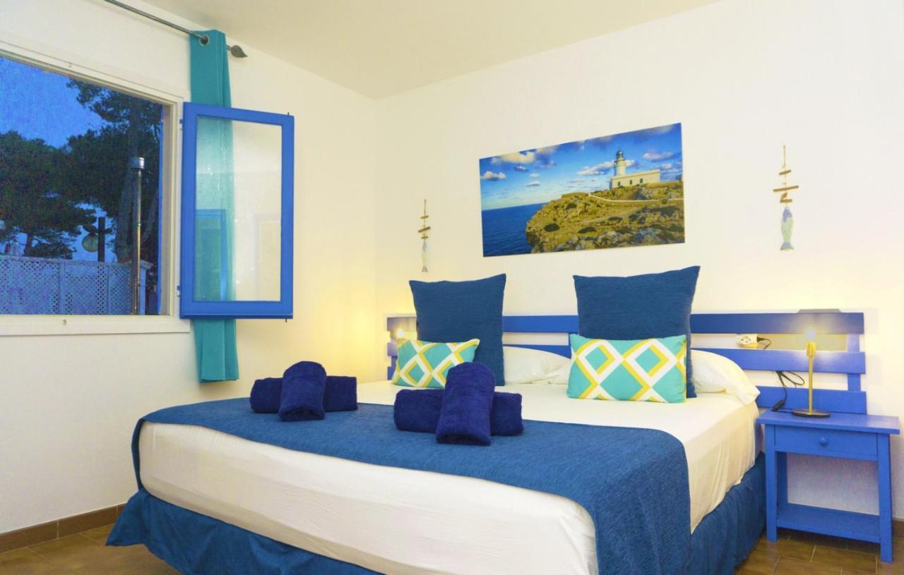 Apartamentos Ciutadella Cala Blanca  Rum bild