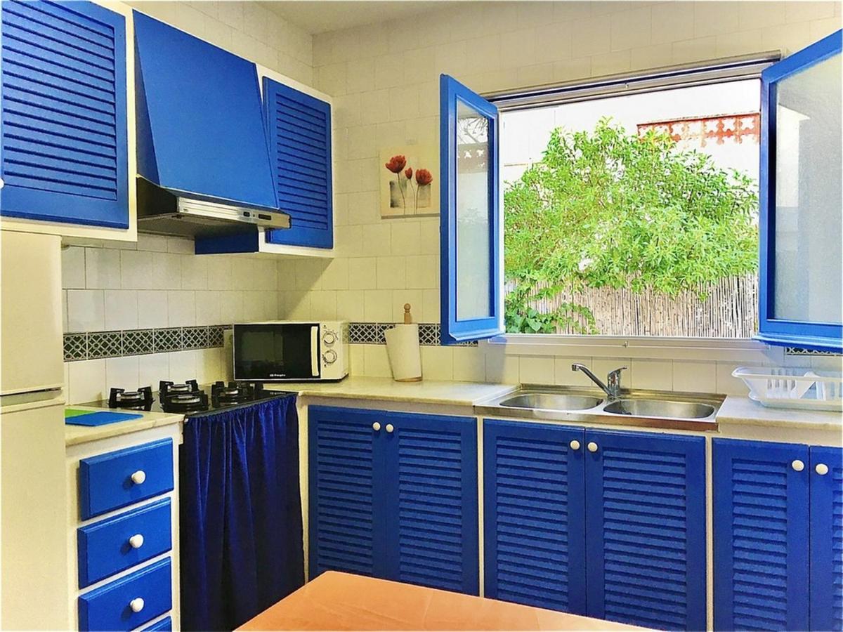 Apartamentos Ciutadella Cala Blanca  Exteriör bild