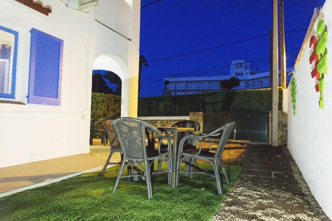 Apartamentos Ciutadella Cala Blanca  Exteriör bild